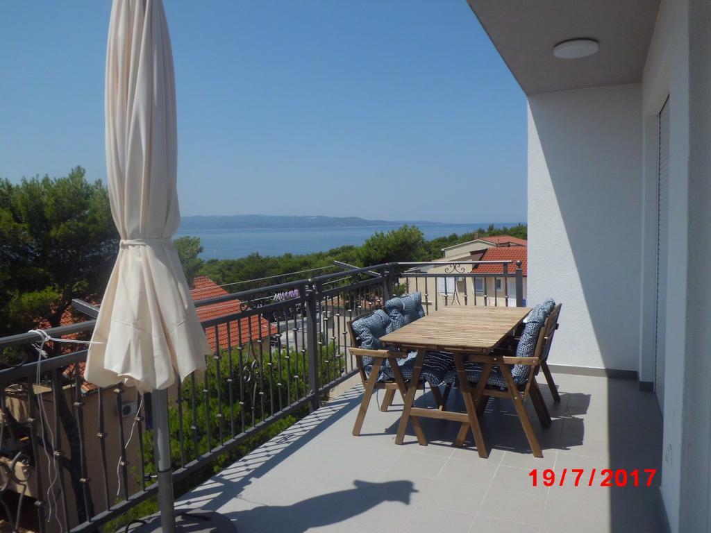 Apartments Viskovic Макарска Екстериор снимка