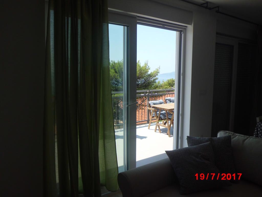 Apartments Viskovic Макарска Екстериор снимка