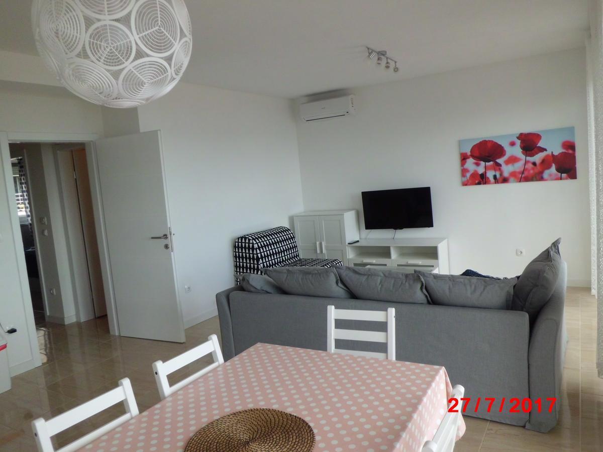 Apartments Viskovic Макарска Екстериор снимка
