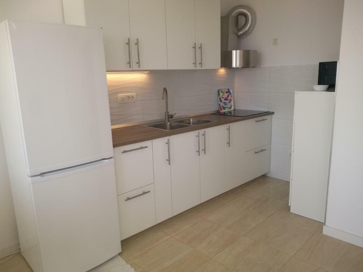 Apartments Viskovic Макарска Екстериор снимка