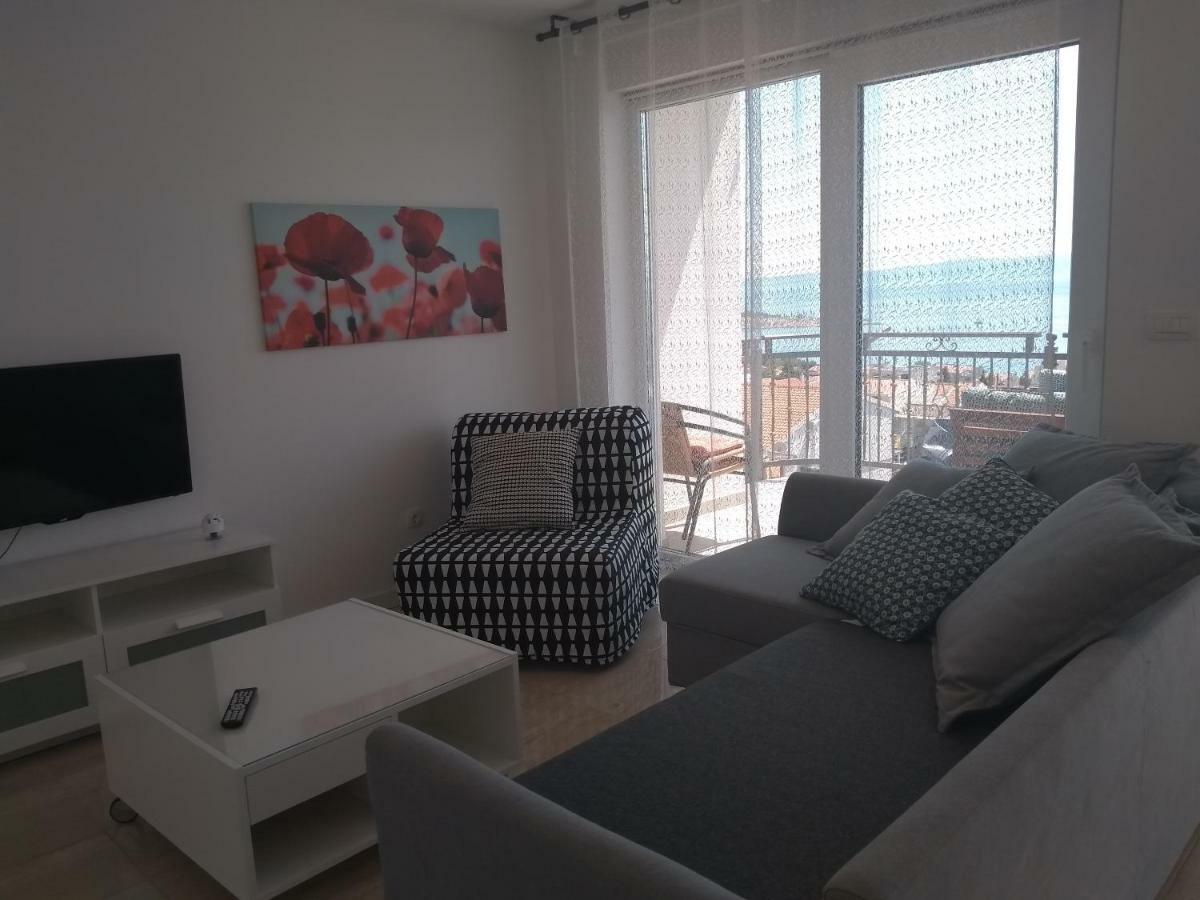 Apartments Viskovic Макарска Екстериор снимка